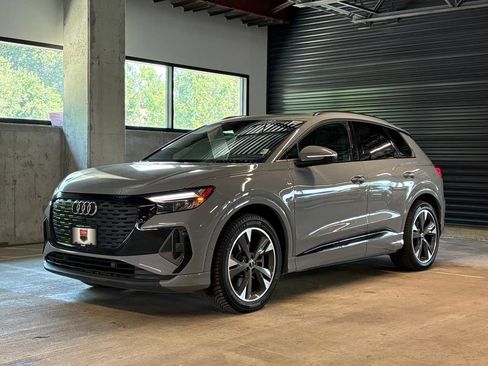 Used 2024 Audi Q4 e-tron Premium Plus w/ Premium Plus AWD/4WD image 1