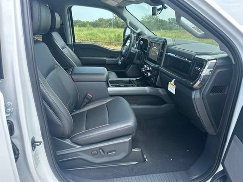 New 2026 Ford F350 Lariat w/ Black Appearance Package AWD/4WD image 11