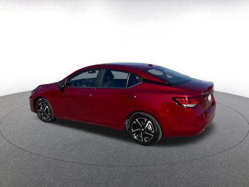Used 2024 Nissan Sentra SV image 8