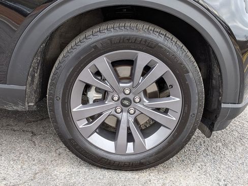 Certified 2023 Ford Explorer XLT w/ Equipment Group 202A image 13