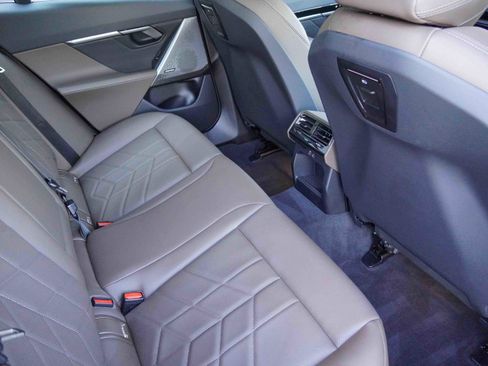 Certified 2025 BMW 530i xDrive w/ Premium Package image 34