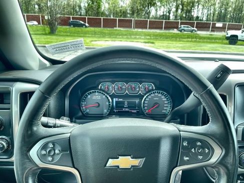 Certified 2018 Chevrolet Silverado 1500 LT w/ Redline Edition AWD/4WD image 12