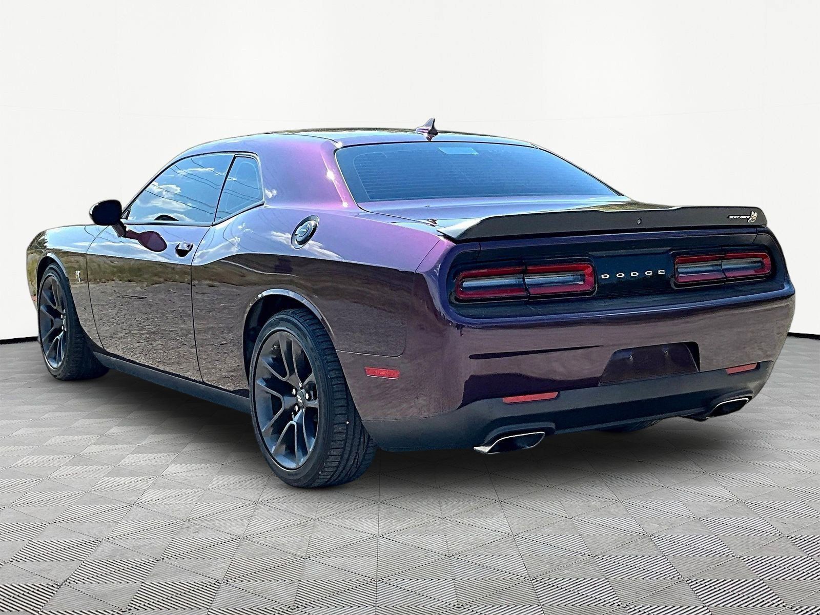 Used 2020 Dodge Challenger R/T Scat Pack w/ Shaker Package RWD image 4