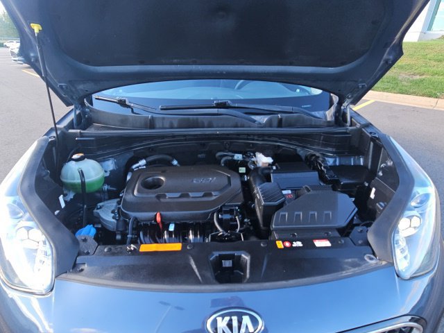 Used 2021 Kia Sportage LX AWD/4WD image 3