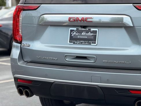 Used 2024 GMC Yukon XL Denali RWD image 14