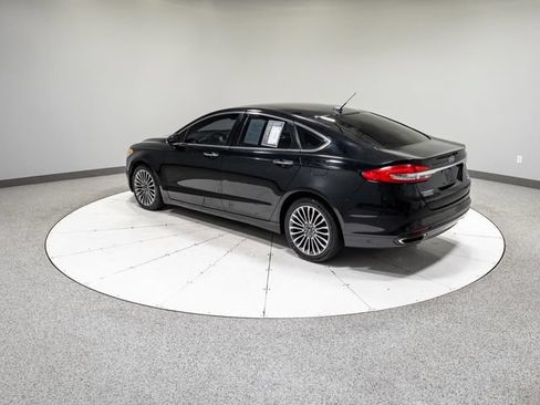 Used 2017 Ford Fusion SE w/ Fusion SE Technology Package AWD/4WD image 28