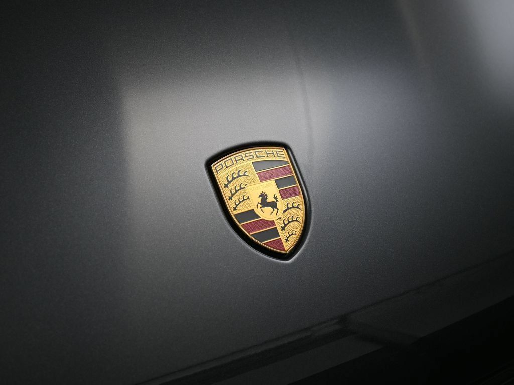 Certified 2026 Porsche Macan AWD/4WD image 13