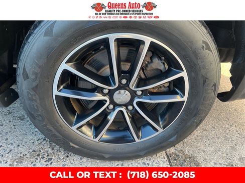 Used 2019 Dodge Grand Caravan GT image 31