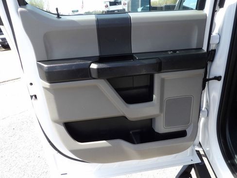 Used 2021 Ford F550 image 29