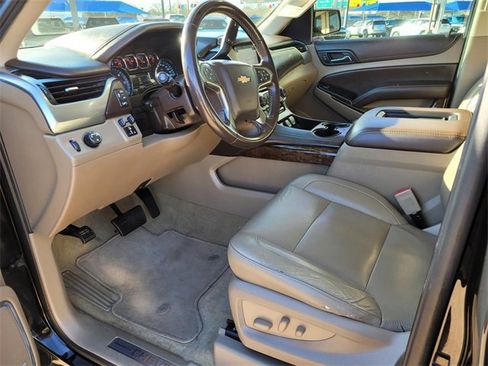 Used 2018 Chevrolet Tahoe LT w/ Max Trailering Package image 2