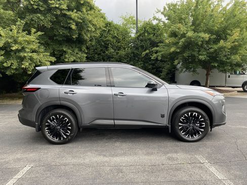 Used 2026 Nissan Rogue Dark Armor FWD image 10