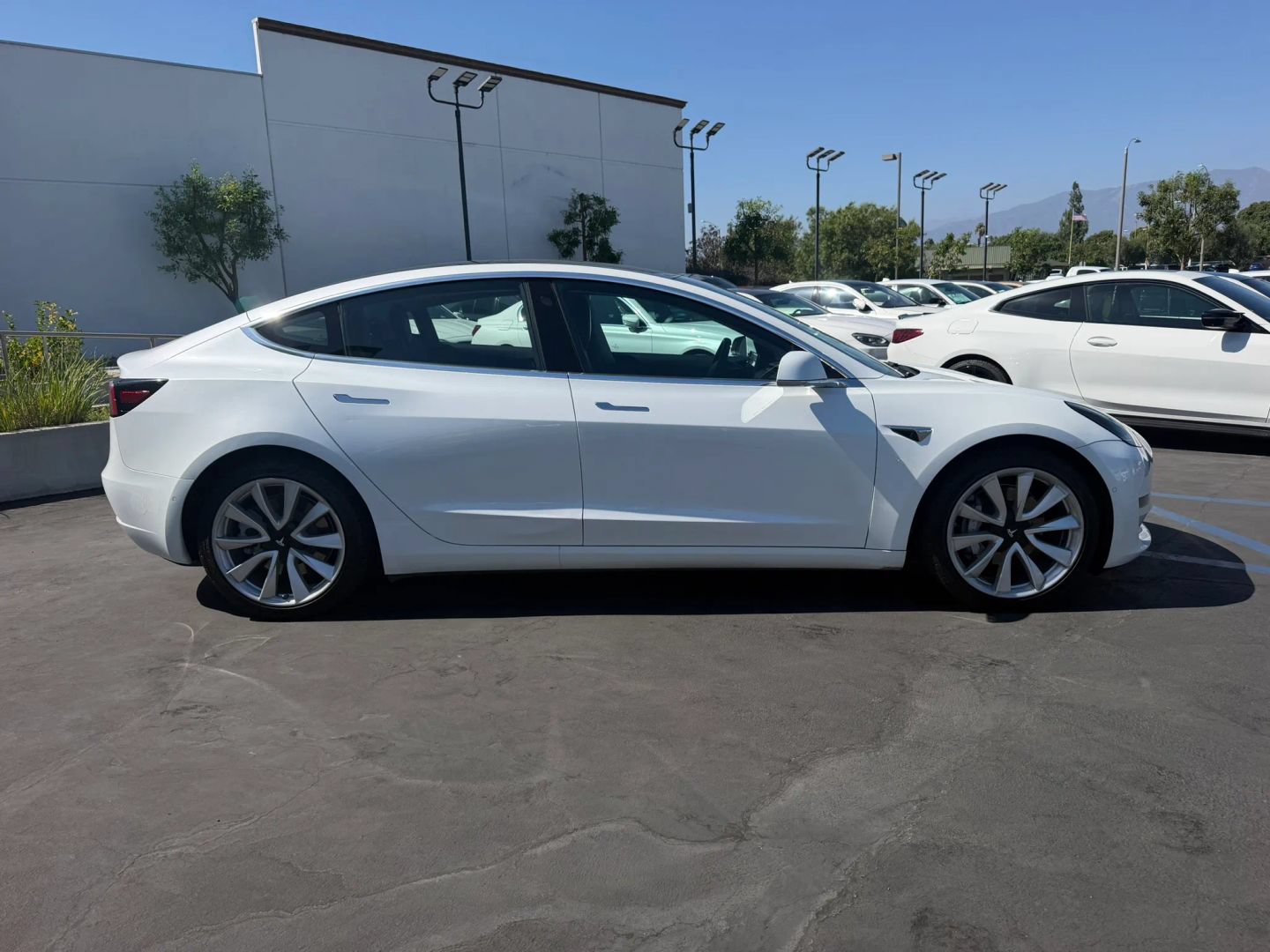 Used 2018 Tesla Model 3 Long Range AWD/4WD image 4