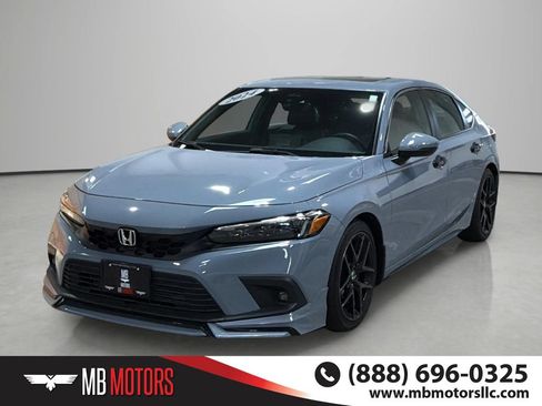 Used 2024 Honda Civic Sport Touring image 1