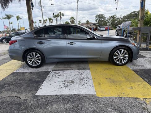Used 2015 INFINITI Q50 w/ Moonroof Package RWD image 23