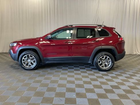 Used 2020 Jeep Cherokee Trailhawk w/ Cold Weather Group AWD/4WD image 16