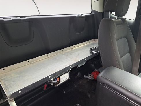 Used 2022 Chevrolet Colorado LT w/ Fleet Safety Package image 13