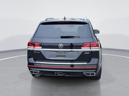 Used 2022 Volkswagen Atlas SEL R-Line image 4
