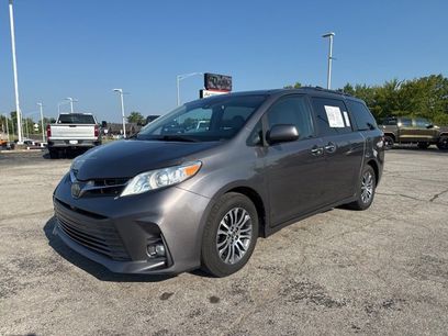 Used 2018 Toyota Sienna XLE
