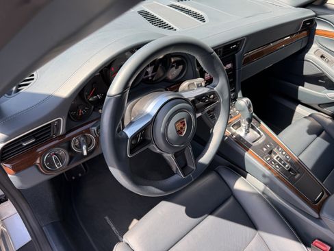 Certified 2017 Porsche 911 Carrera S image 4