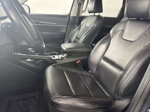 Certified 2022 Kia Telluride S AWD/4WD image 4