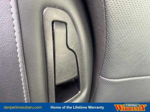 Used 2017 Subaru Outback 2.5i Limited image 38