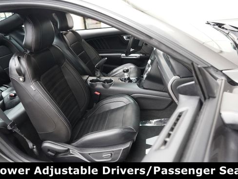 Used 2017 Ford Mustang GT Premium w/ GT Performance Package image 26