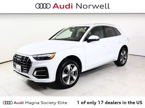 Used 2023 Audi Q5 2.0T Premium w/ Convenience Package AWD/4WD image 11