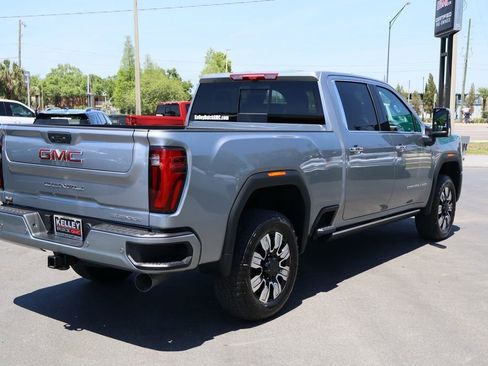 New 2026 GMC Sierra 2500 Denali w/ Denali Reserve Package AWD/4WD image 5