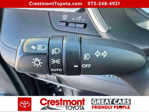 Certified 2023 Toyota Highlander XLE image 23