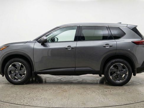 Used 2025 Nissan Rogue SV image 5