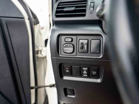 Used 2013 Toyota 4Runner Limited AWD/4WD image 13
