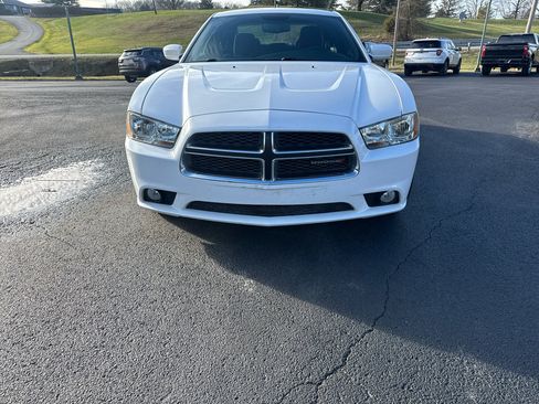 Used 2013 Dodge Charger R/T image 2