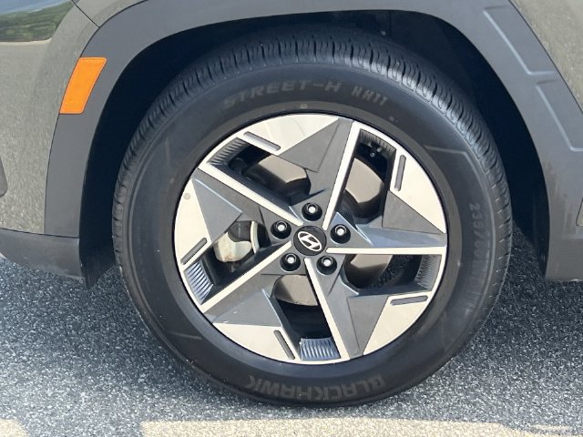 Certified 2025 Hyundai Tucson SEL FWD image 41