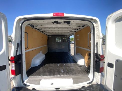 Used 2021 Nissan NV 1500 SV RWD image 10