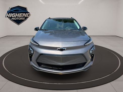 Used 2023 Chevrolet Bolt EUV LT image 9