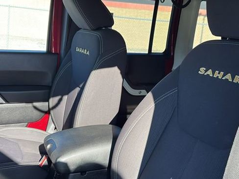 Used 2013 Jeep Wrangler Unlimited Sahara w/ Dual Top Group image 16