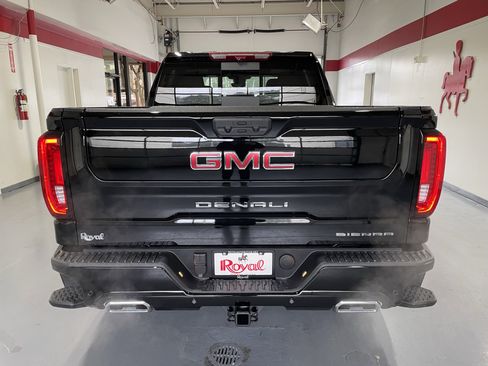 New 2026 GMC Sierra 1500 Denali image 5