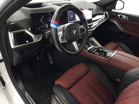 Used 2025 BMW X6 xDrive40i w/ Climate Comfort Package image 19