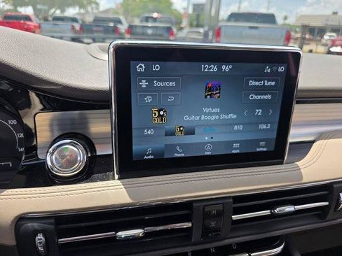 Used 2021 Lincoln Corsair FWD w/ Premium Package image 24
