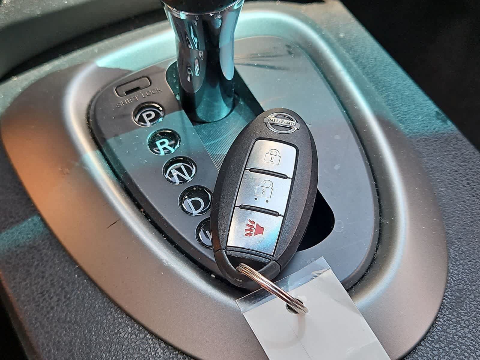 Used 2013 Nissan Rogue SL FWD image 35