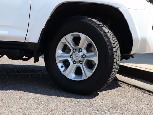 Used 2022 Toyota 4Runner SR5 w/ Wilderness Package (TMS) AWD/4WD image 13