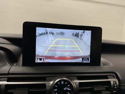 Certified 2022 Lexus IS 350 F Sport image 25