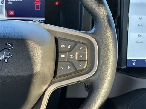 Used 2023 Ford Bronco Wildtrak image 9