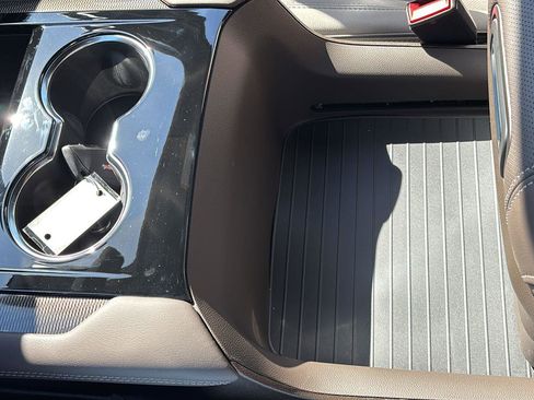 New 2026 GMC Yukon Elevation image 38