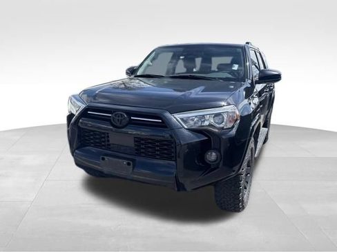 Used 2021 Toyota 4Runner Trail Special Edition AWD/4WD image 6