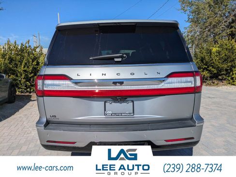 Used 2020 Lincoln Navigator L Black Label w/ Cargo Convenience Package image 4
