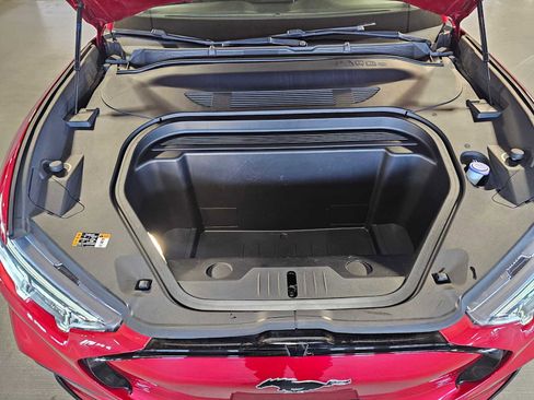 Used 2021 Ford Mustang Mach-E Premium RWD image 9