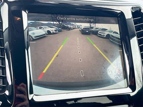 Used 2019 Jeep Cherokee Limited image 13