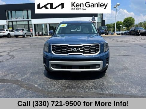 Certified 2023 Kia Telluride SX Prestige AWD/4WD image 4