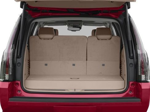 Used 2018 Cadillac Escalade Platinum image 12